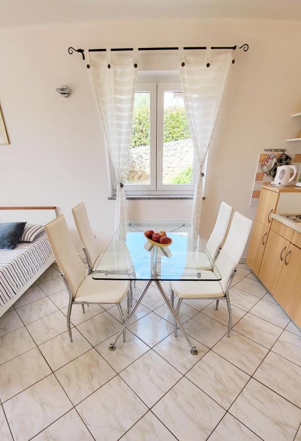 Apartmani Agava Čižići Екстериор снимка