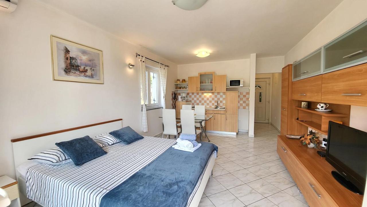 Apartmani Agava Čižići Екстериор снимка