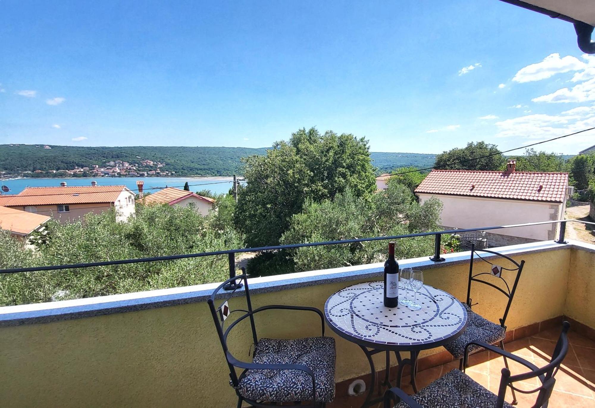 Apartmani Agava Čižići Екстериор снимка