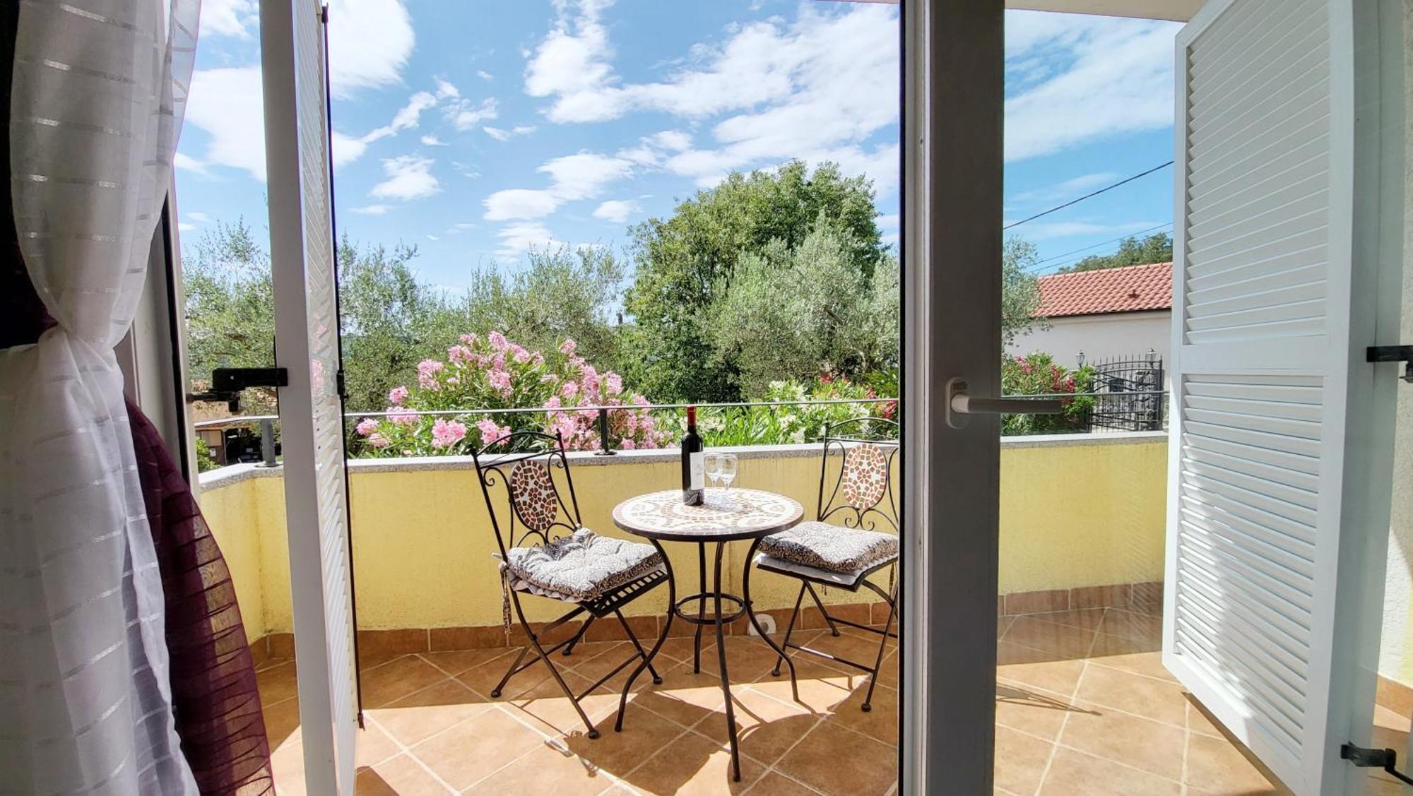 Apartmani Agava Čižići Екстериор снимка